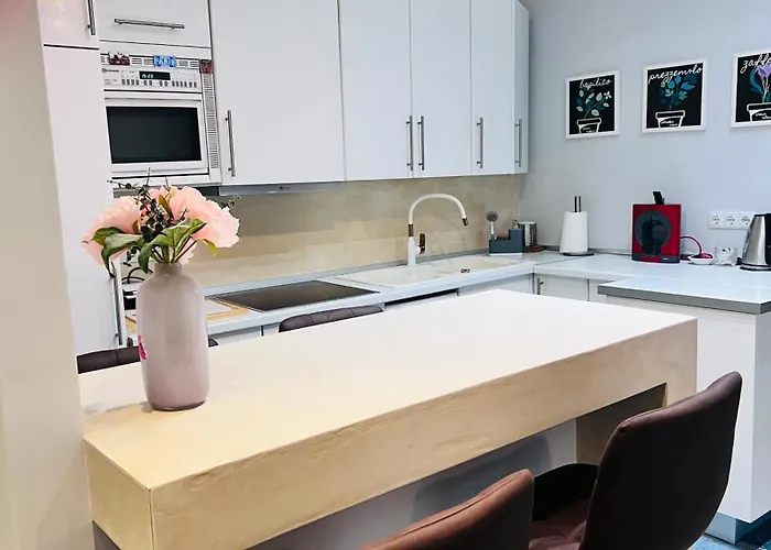 Apartment For Special Getaway Nea