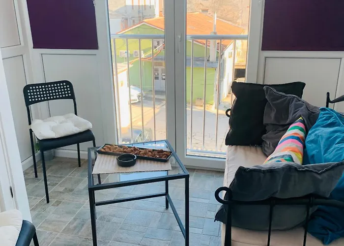 Apartment For Special Getaway Nea