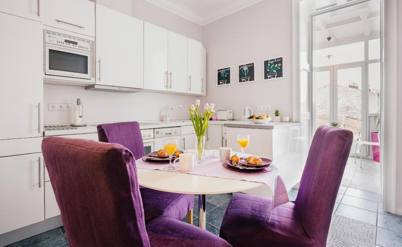 Apartment For Special Getaway Nea